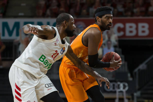 球的不断发 球的不断发